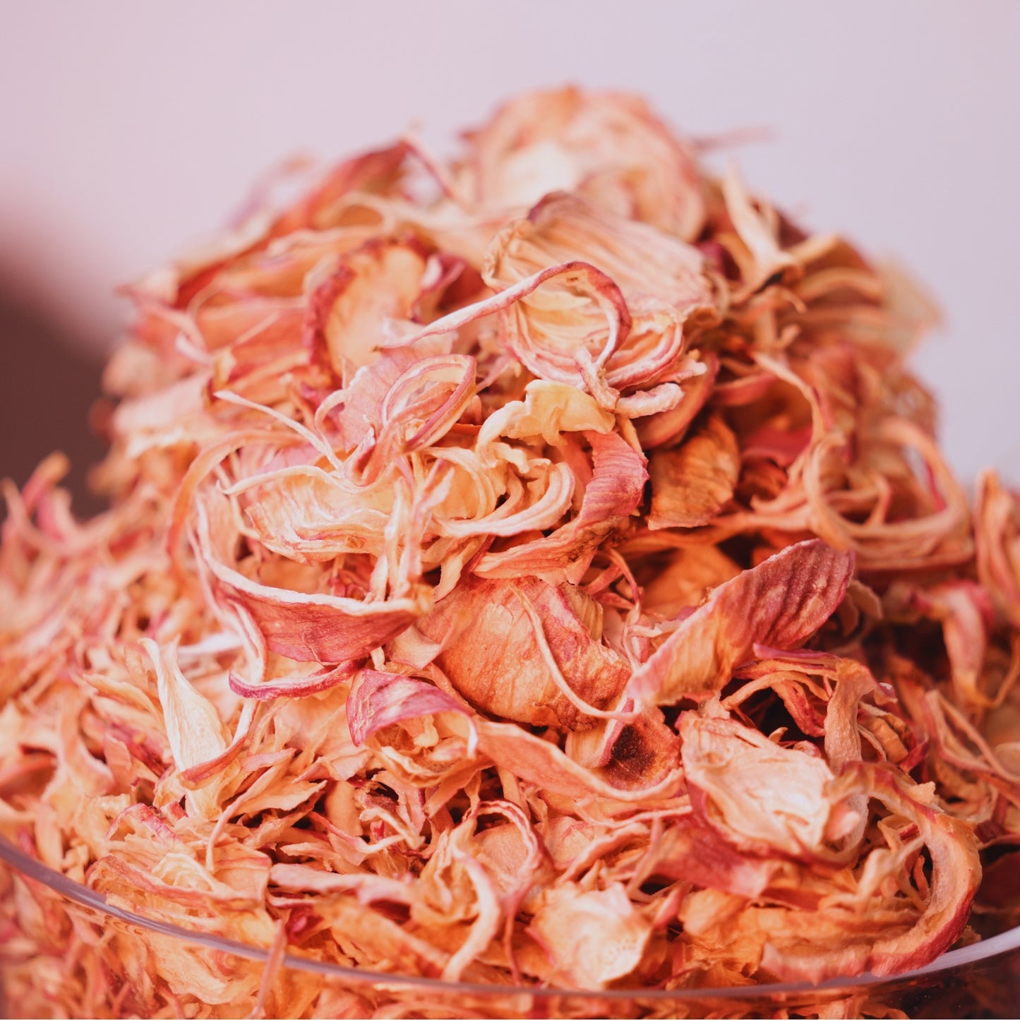 Dehydrated red onion lal pyaz wholesale price bulk packaging for food processing and spice manufacturing industry
