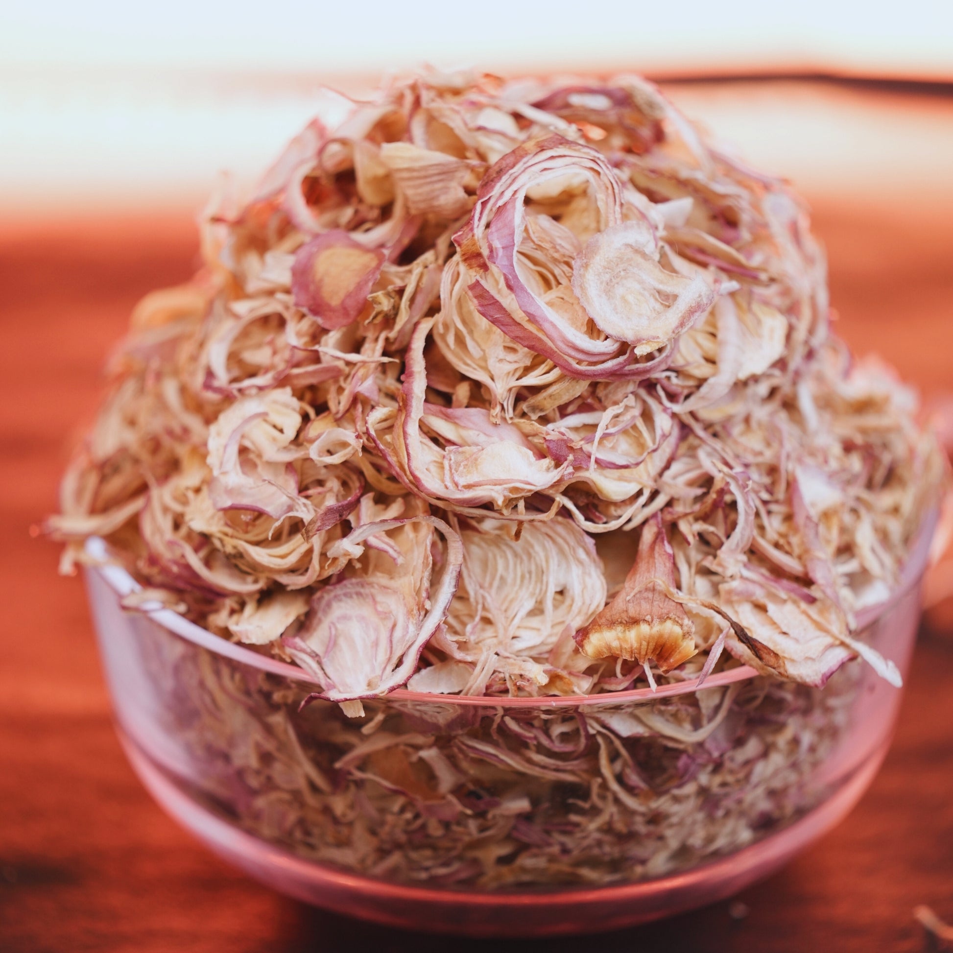 Premium dehydrated red onion bulk exporter FSSAI certified natural dried vegetable wholesale India