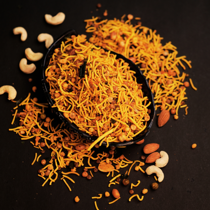 Close-up of special mixture with roasted peanuts, cashews and boondi – no maida, no refined oil by Dr. Renga's Solar Delights